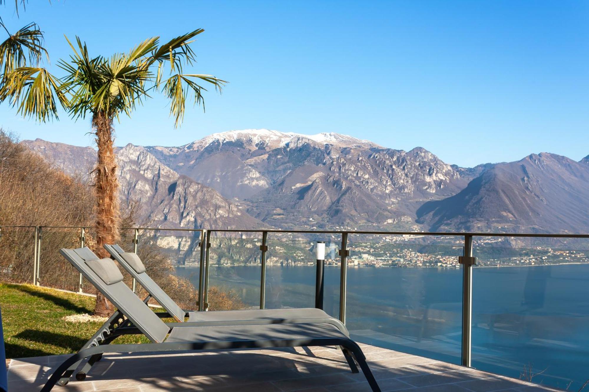 Mia Isola With Lake View, Garden And Swimming Pool Parzanica 外观 照片